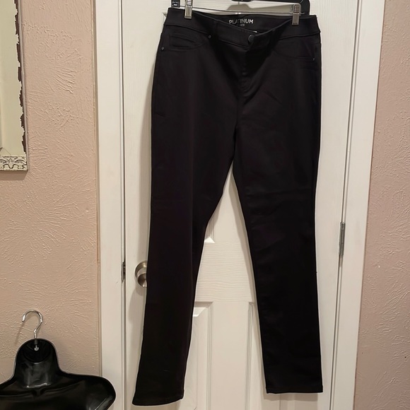 Chicos black stretch pants - Picture 1 of 3